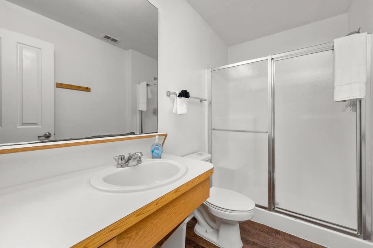 Budget Friendly Sleeps 8 Discounts Available Tampa Exterior foto